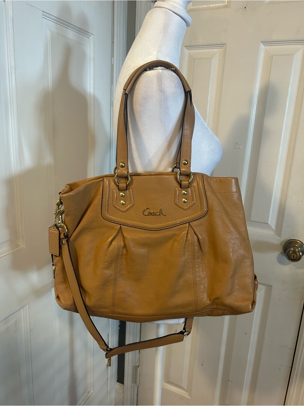 Coach Ashley Tan Leather Tote Bag with Shoulder Strap